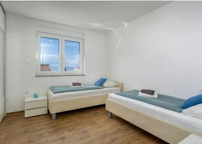 Anavi Apartamento *